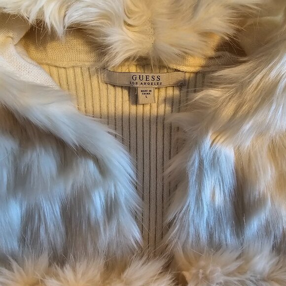 Cream Faux Fur Sleeveless jacket - Guess - Picture 2 of 8